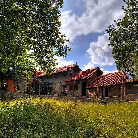 Kanha Earth Lodge Mandlā Exterior foto